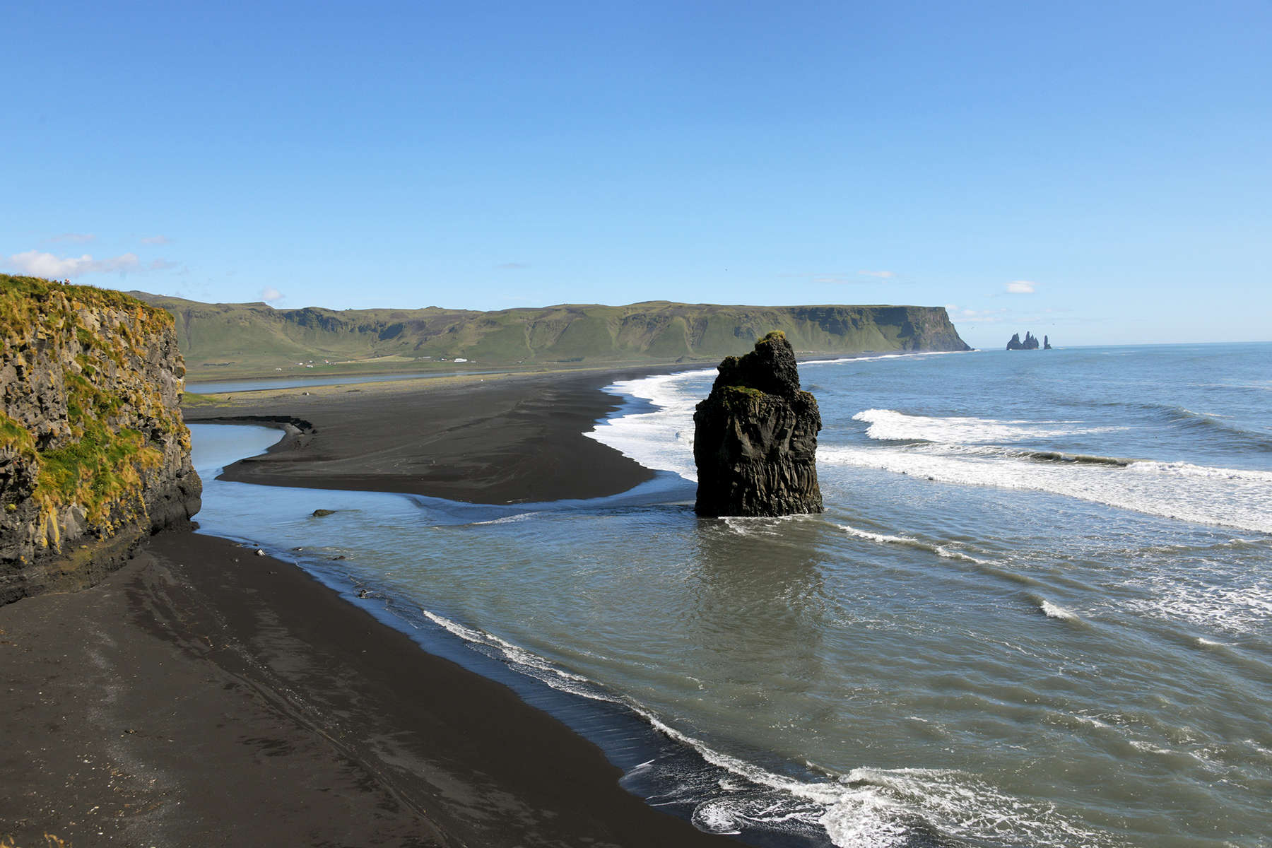 Black Volcanic Sand Beach In Vik Iceland Iceland Frank Monkiewicz Is A Boston Ma Commercial