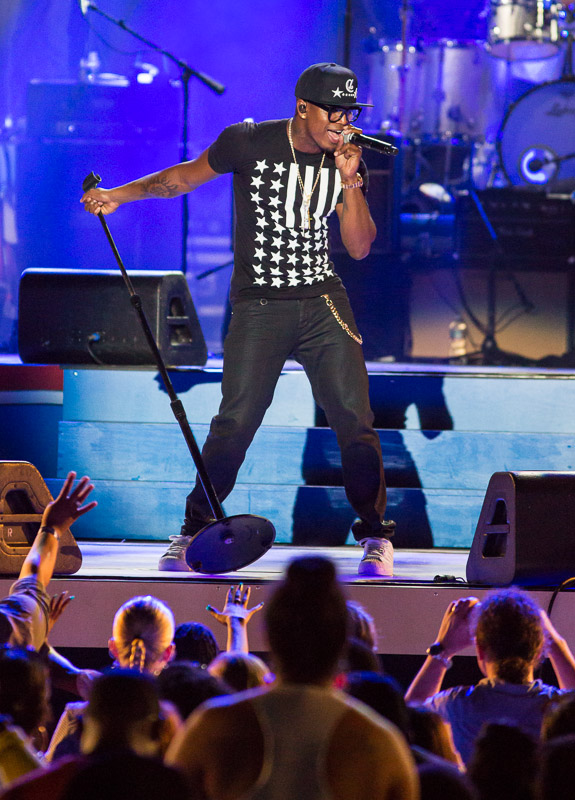 Ne-Yo performs at the Welcome America 4th of July Jam in Philadelphia.