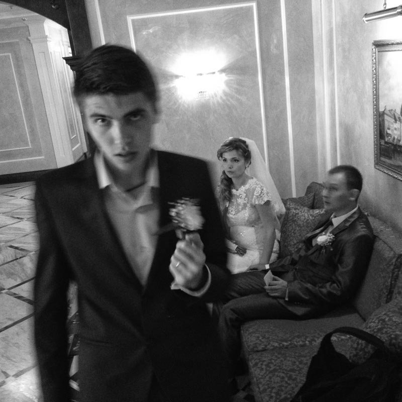 June 20, 2014. A wedding, Donetsk, Ukraine. There's a god damn wedding in my hotel, I'm gonna go take pictures. 