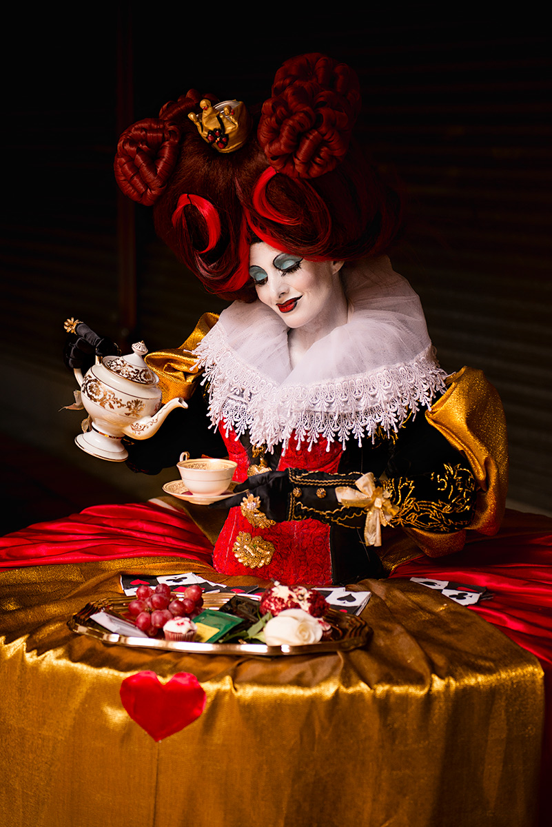 The Queen of Hearts Living Table
