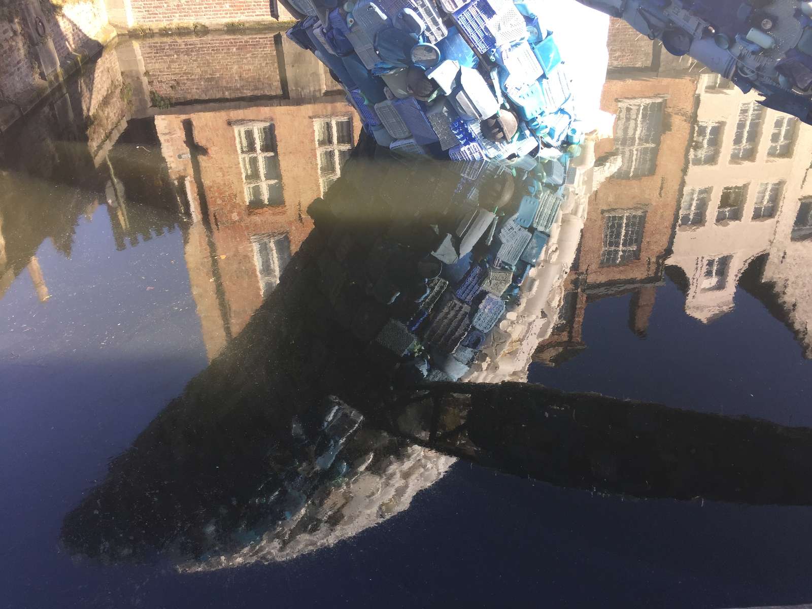 Triënnale 2018; STUDIOKCA - 'Skyscraper (the Bruges Whale)'_photo by Jason Klimoski