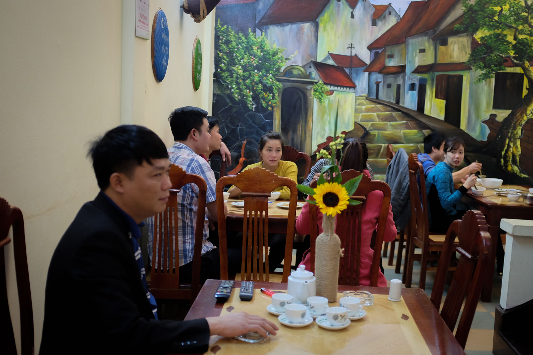 Restaurant, Nghĩa Tân, Cầu Giấy District
