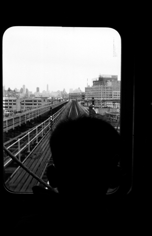 Subway_behind_head_silhouette