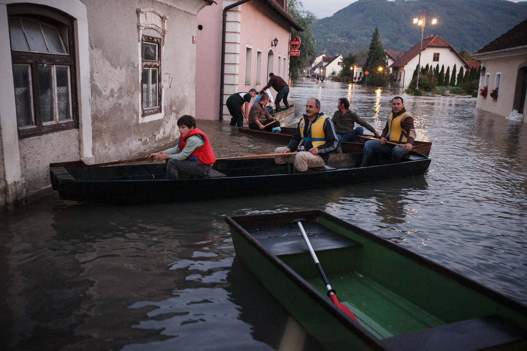 FloodsInSlovenia2010-photoLukaDakskobler-025