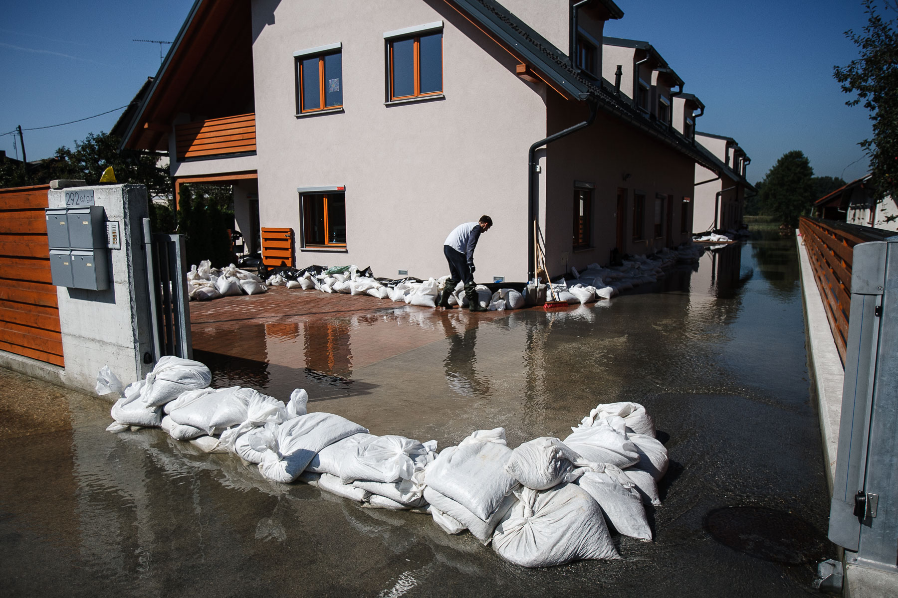 FloodsInSlovenia2010-photoLukaDakskobler-031