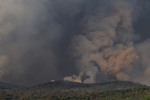 Fire raging above Renče, 22. 7. 2022