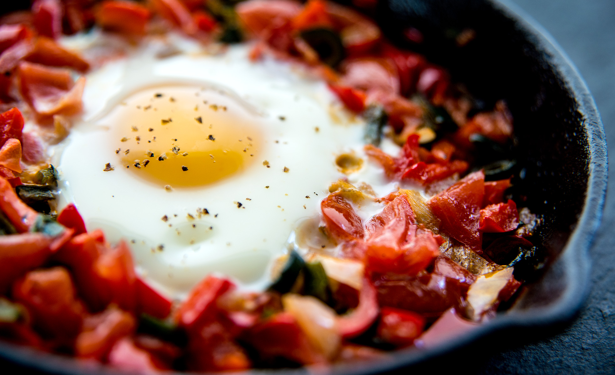 Egg-With-Peppers-Carl-Kravats-Photography