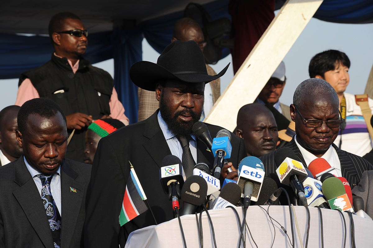 President Salva Kiir Mayardit speaks to the public after casting the first ballot in the referendum.Juba, southern Sudan