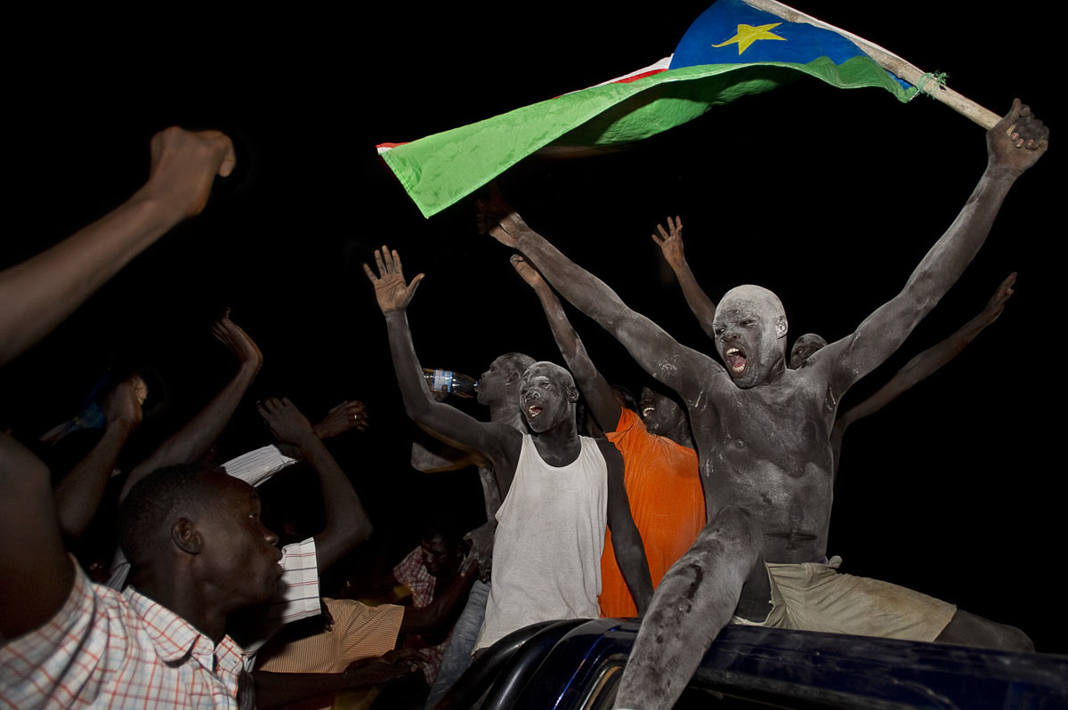 Juba residents join impromptu street parties to celebrate independence.Juba, South Sudan