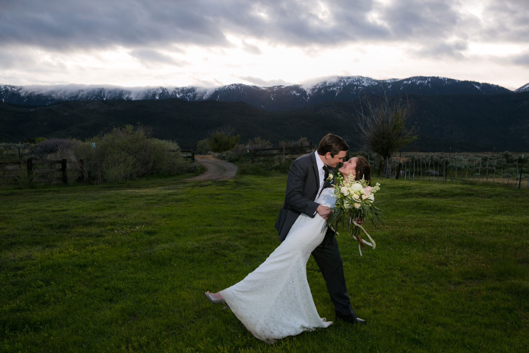 tahoe-wedding-private-ranch-73-weddings
