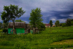 Meadow_with_Rickety_Bldg_near_Suzdal_IMG_3191