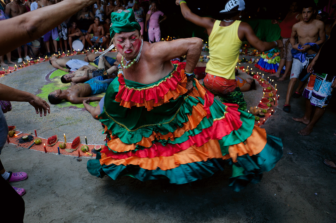 Because there is a lack of institutional hierarchy at Maria Lionza, outsiders within Latin American society, such as transgender, are generally accepted.  A dance for the spirit Negress Francisca.
