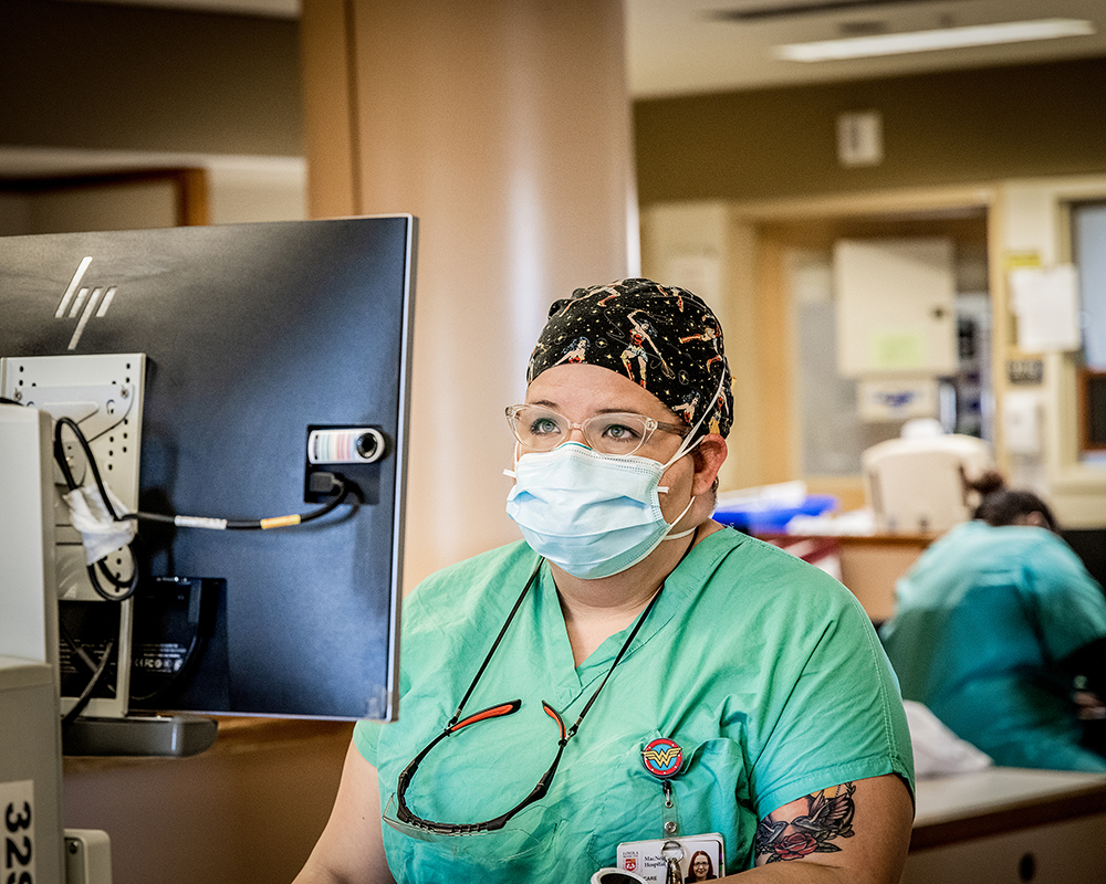 Nurse-on-computer