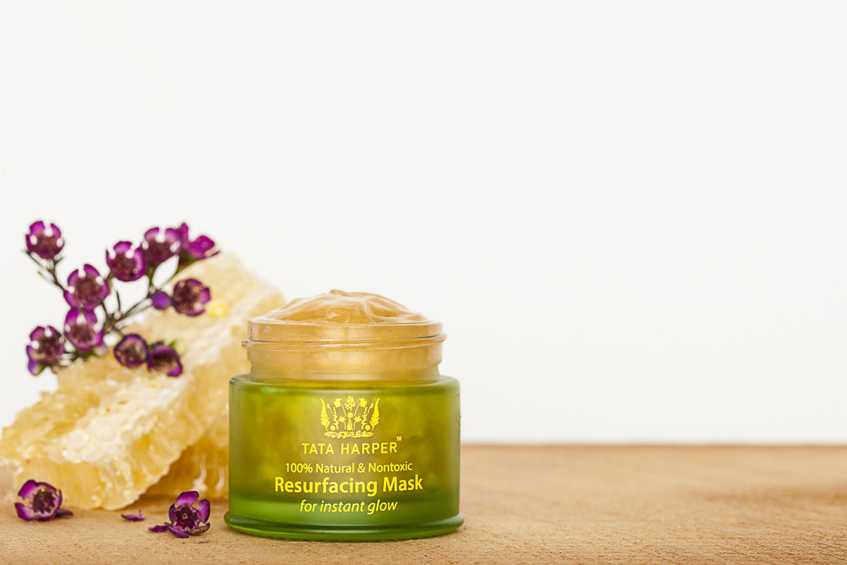 Skincare and cosmedic product photography. Resurfacing Mask by TaTa Harper, photo by Jam Creative.