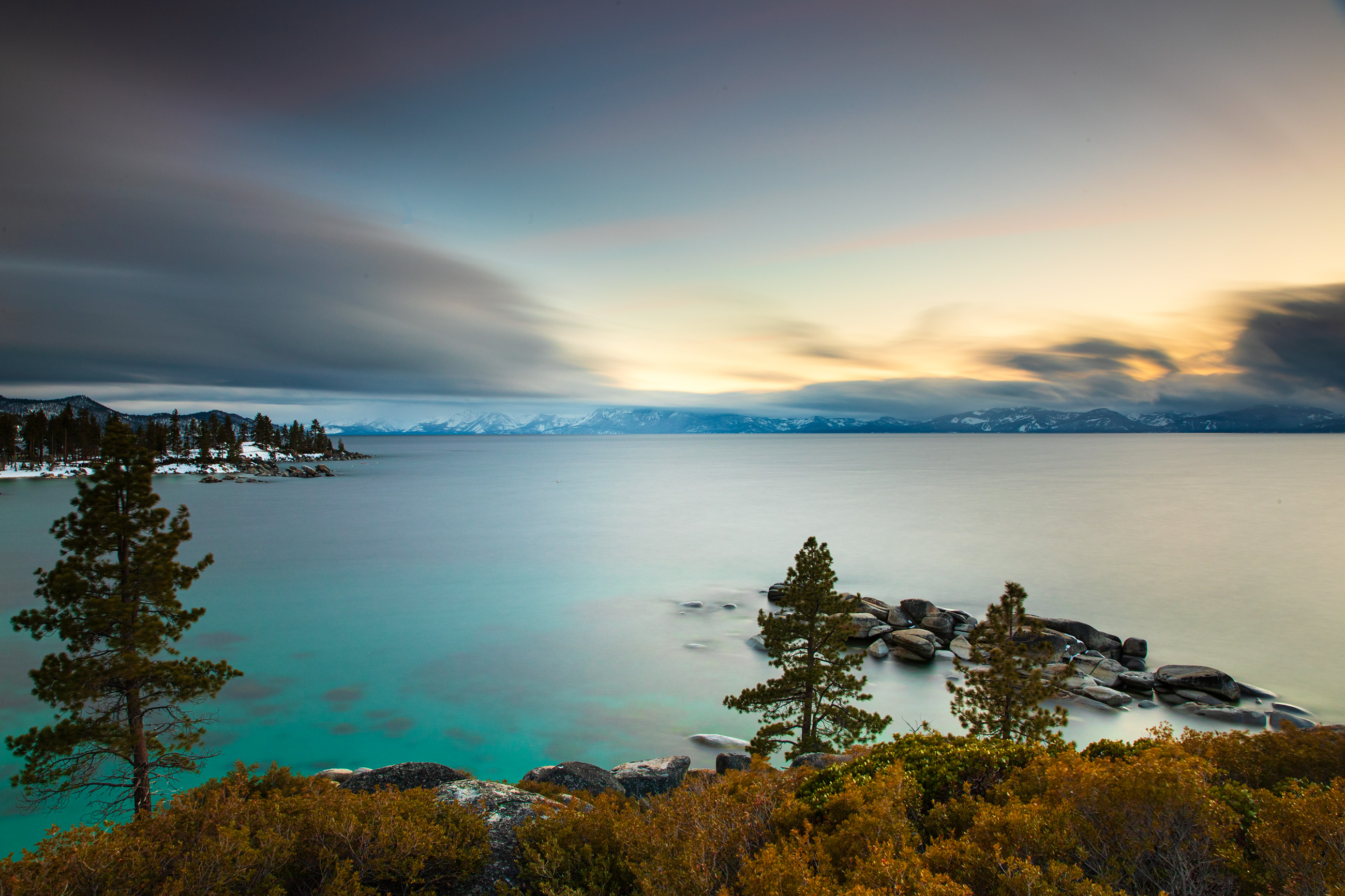 Surreal-Lake-Tahoe