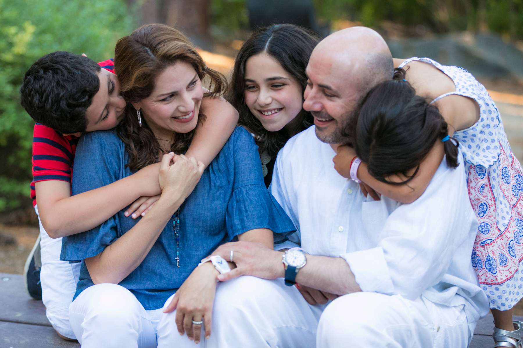 Create Cherished Memories with Lake Tahoe Family Photography at Incline Village Tahoe. Preserve Your Family's Love Amidst the Stunning Scenery of Lake Tahoe.