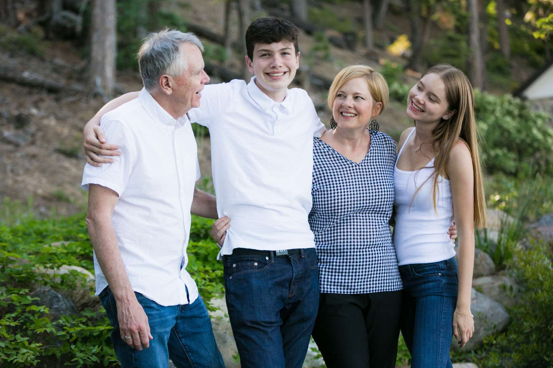 Create Cherished Memories with Lake Tahoe Family Photography in Lake Tahoe. Preserve Your Family's Love Amidst the Stunning Scenery of Lake Tahoe.