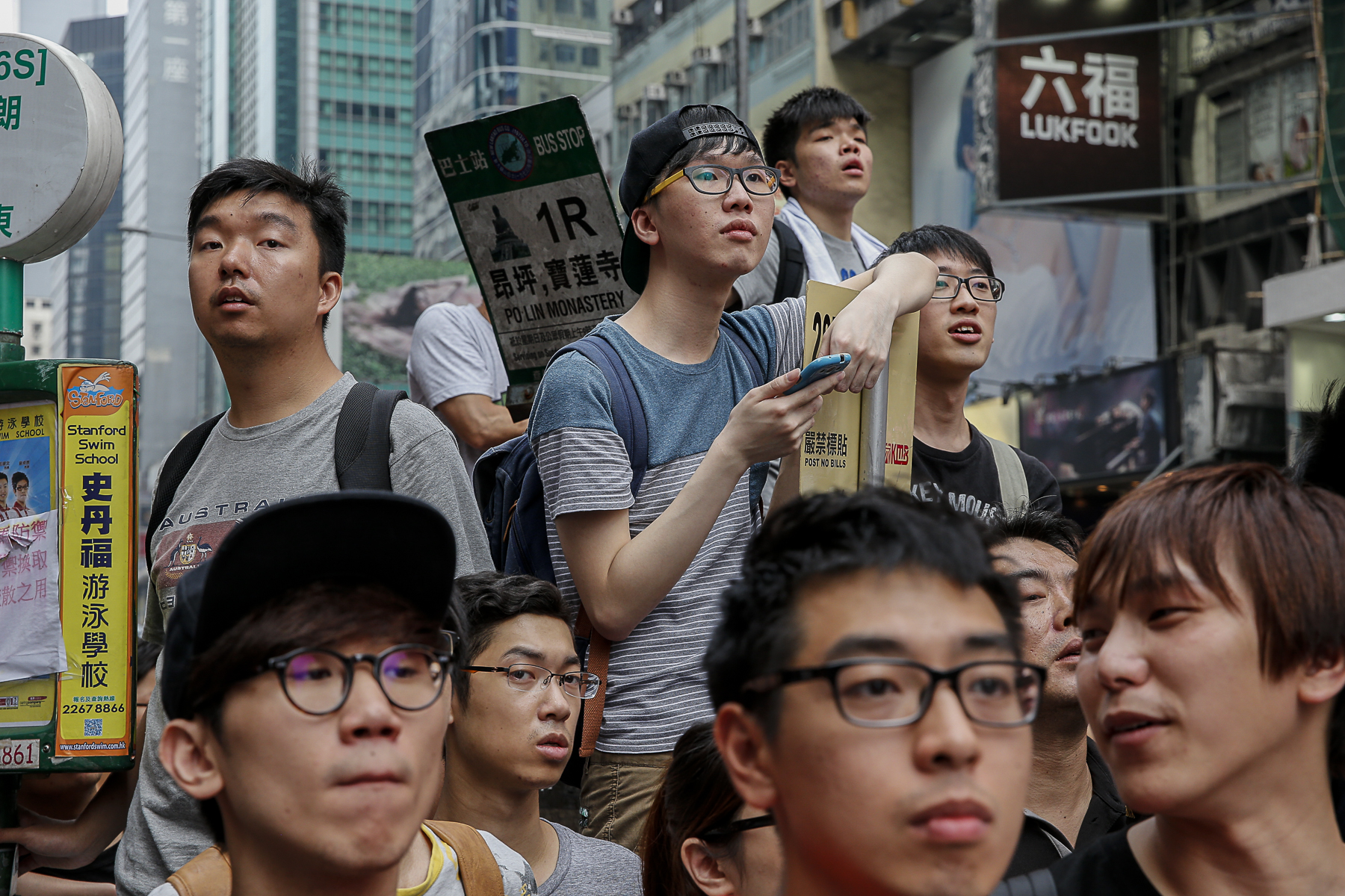 Confrontation entre pro et anti démocratie à kowloon