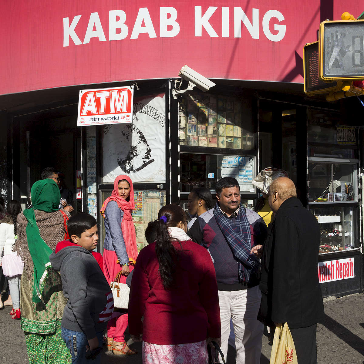 Q IS FOR QUEENS! Queens is New York’s second most populous borough with roughly 2.3 million residents, 43% of whom are foreign born. Those with far more knowledge than I have declared Queens the most ethnically diverse urban area in the world. Grab some dim sum for breakfast in Flushing, head to Jackson Heights for South Asian and Latin American (Try Kabab King's Behari Chicken kabab with a side of paratha and some tea), stroll to Woodside for Filipino and finish up with Greek in Astoria. It’s like Epcot’s World Showcase…but real! Share your Q Food/Drink photos with the world by using #TNYeats. #queens #food Photo: @jamespomerantz