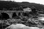 La crue a emporté les terres qui bordaient l’Hérault, laissant le schiste à nu. Le Prat, 25 septembre 2020.