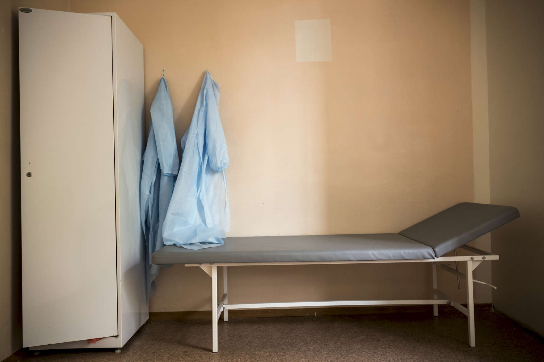 Pièce qui permet au corps médical de rencontrer leurs patients avec plus d’intimité. Institut Républicain de la TB, Minsk, Bielorussie, 2018.