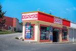 El Osso, self-governing San Juan Chamula’s answer to the conveniece store Oxxo. Arquitectura Libre / Free Architecture, Chiapas, Mexico